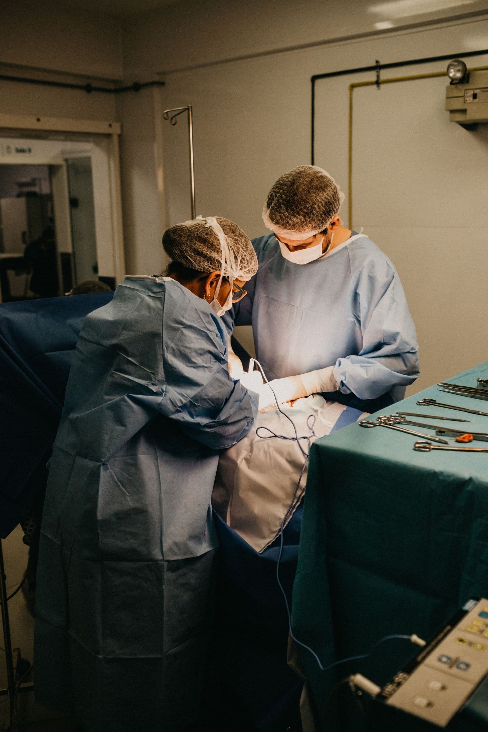 Fracture & Trauma Surgery at the clinic of Dr. Manish Saini, Surat