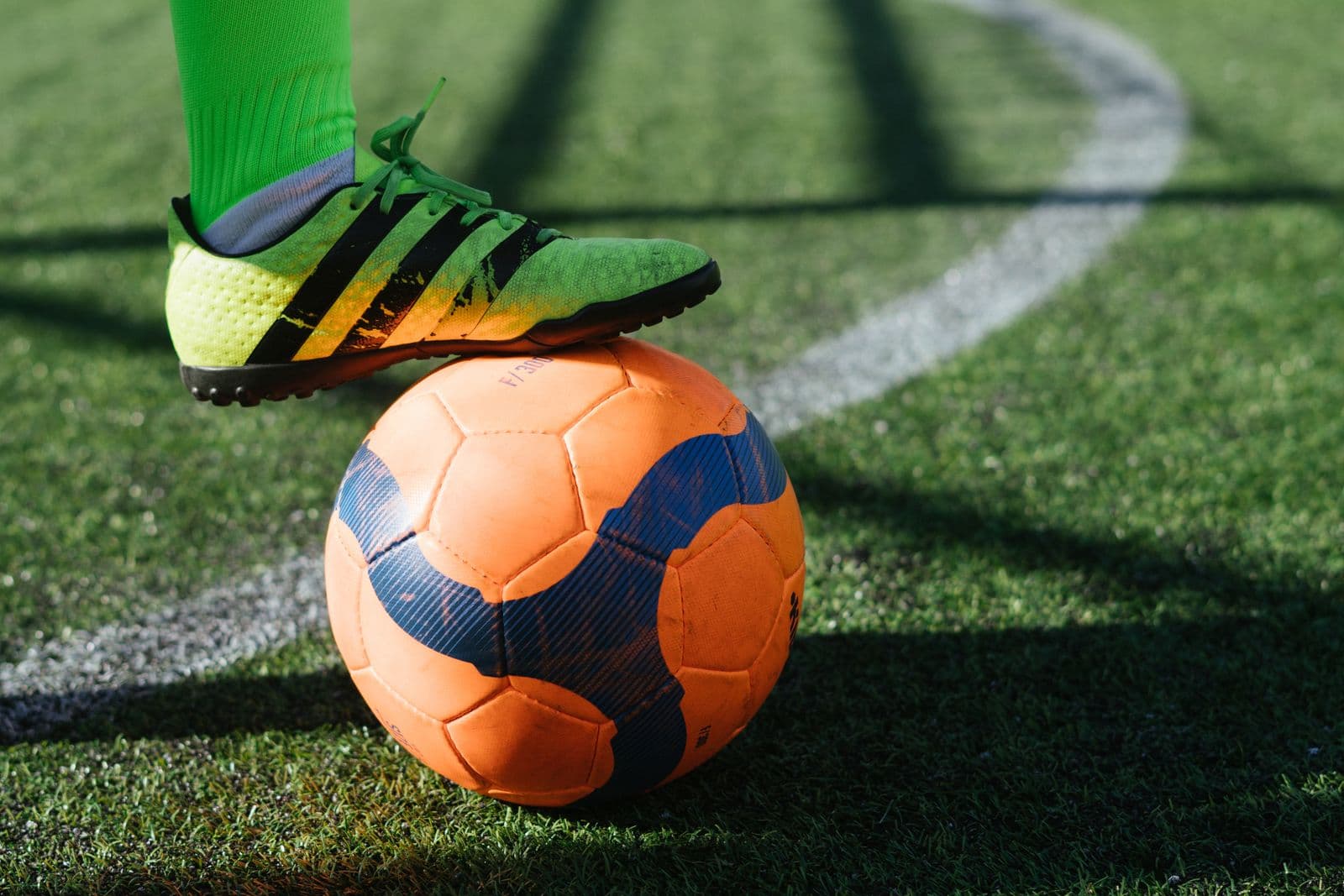 Sports Injury Treatment at the clinic of Dr. Manish Saini, Surat